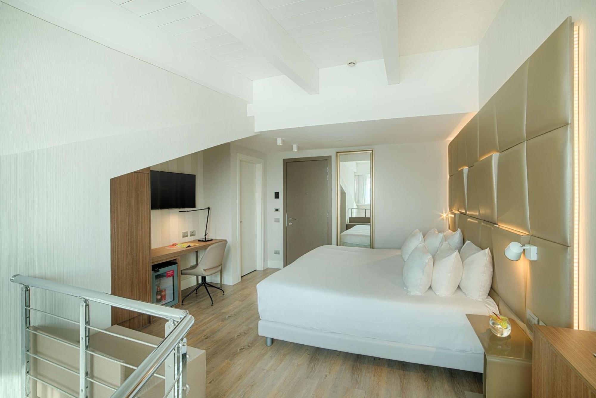 Suite Duplex with Extra Bed (4 Adults)