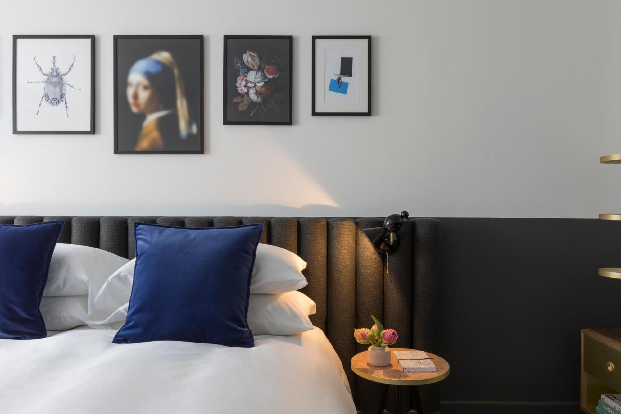 Premium King Room