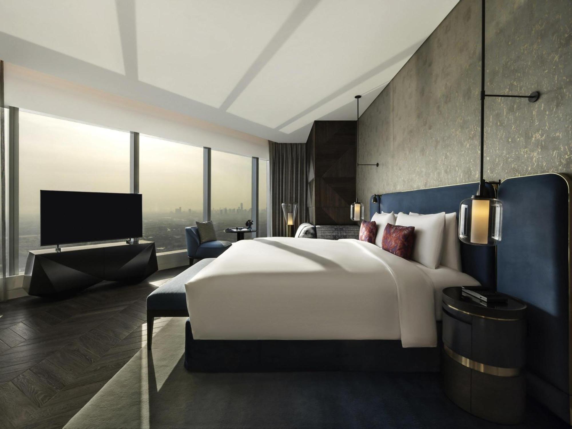 Collection King Room