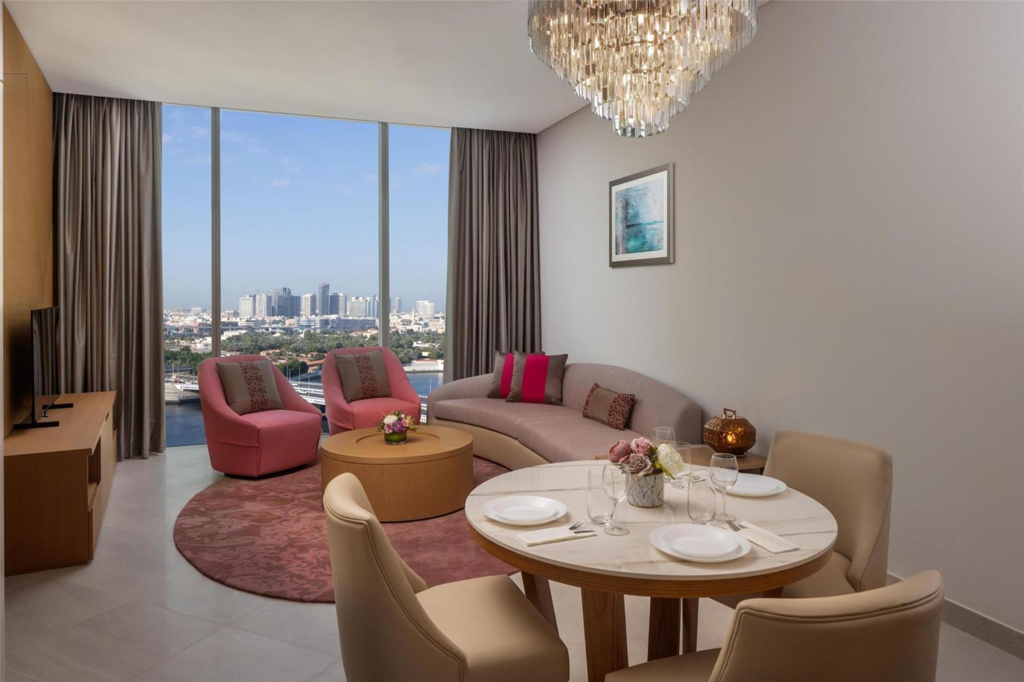 Two-Bedroom Apartment Creek View,1708516144:JPEG