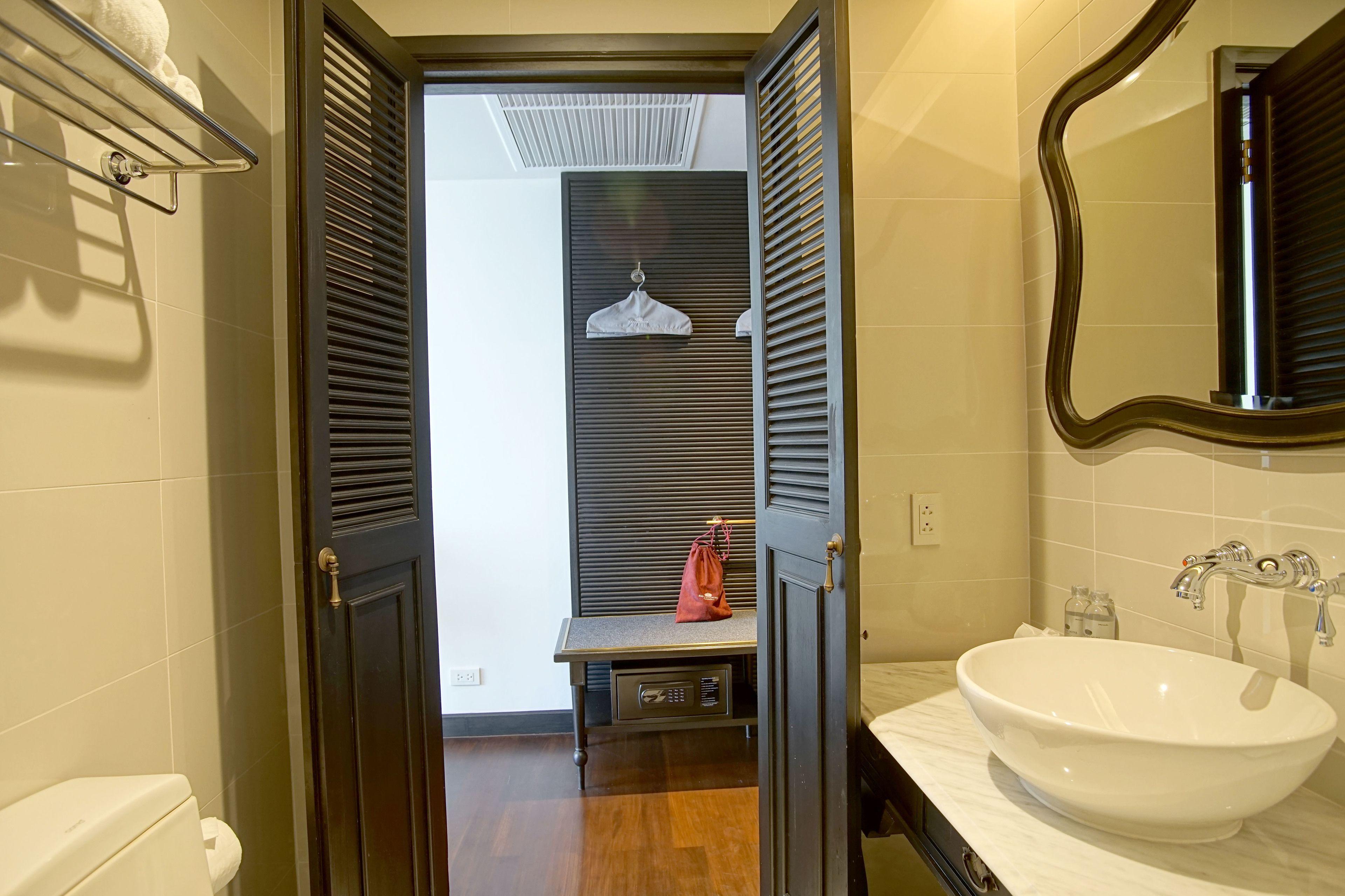 Large Double Room