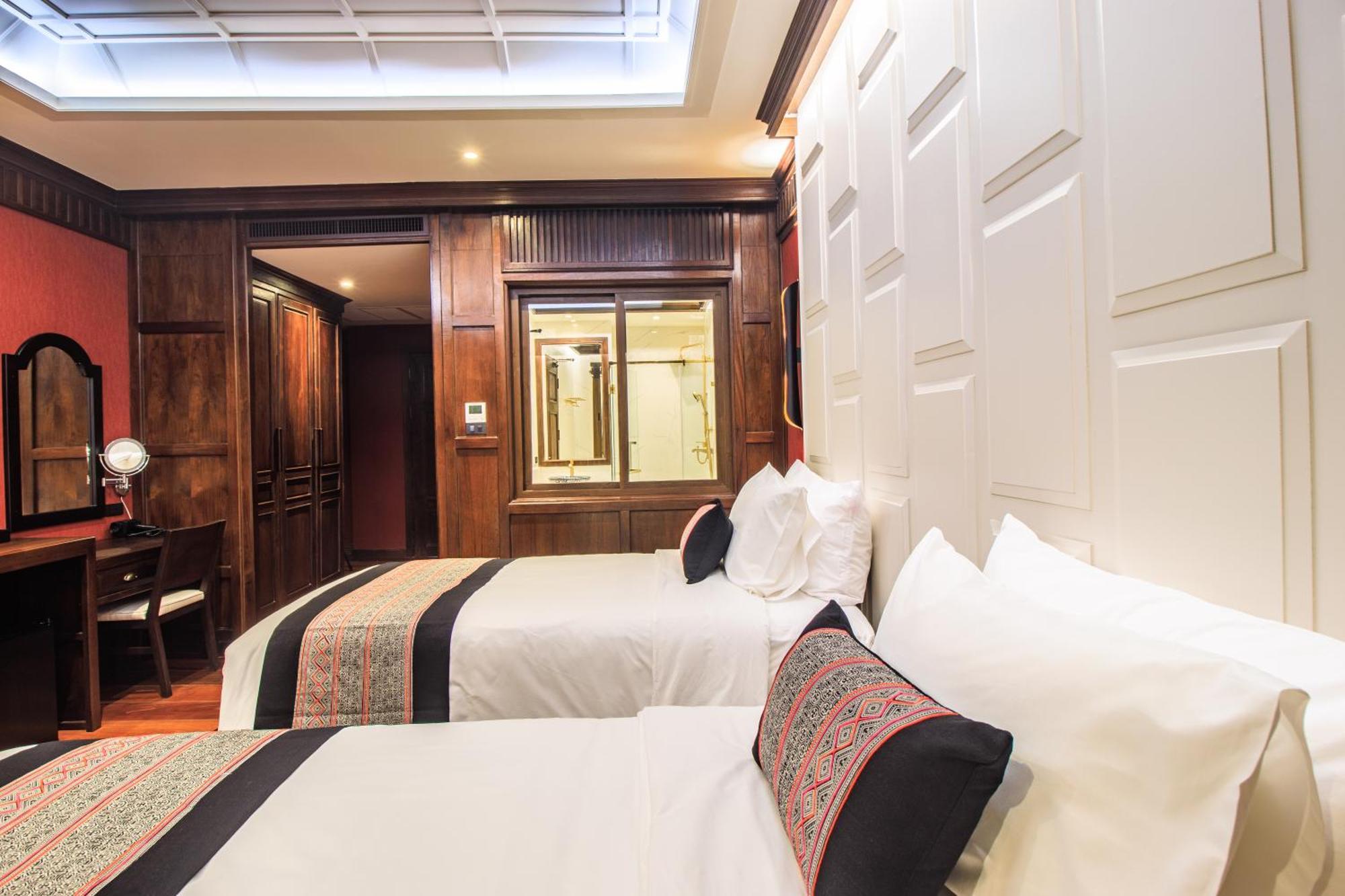 Deluxe Double or Twin Room