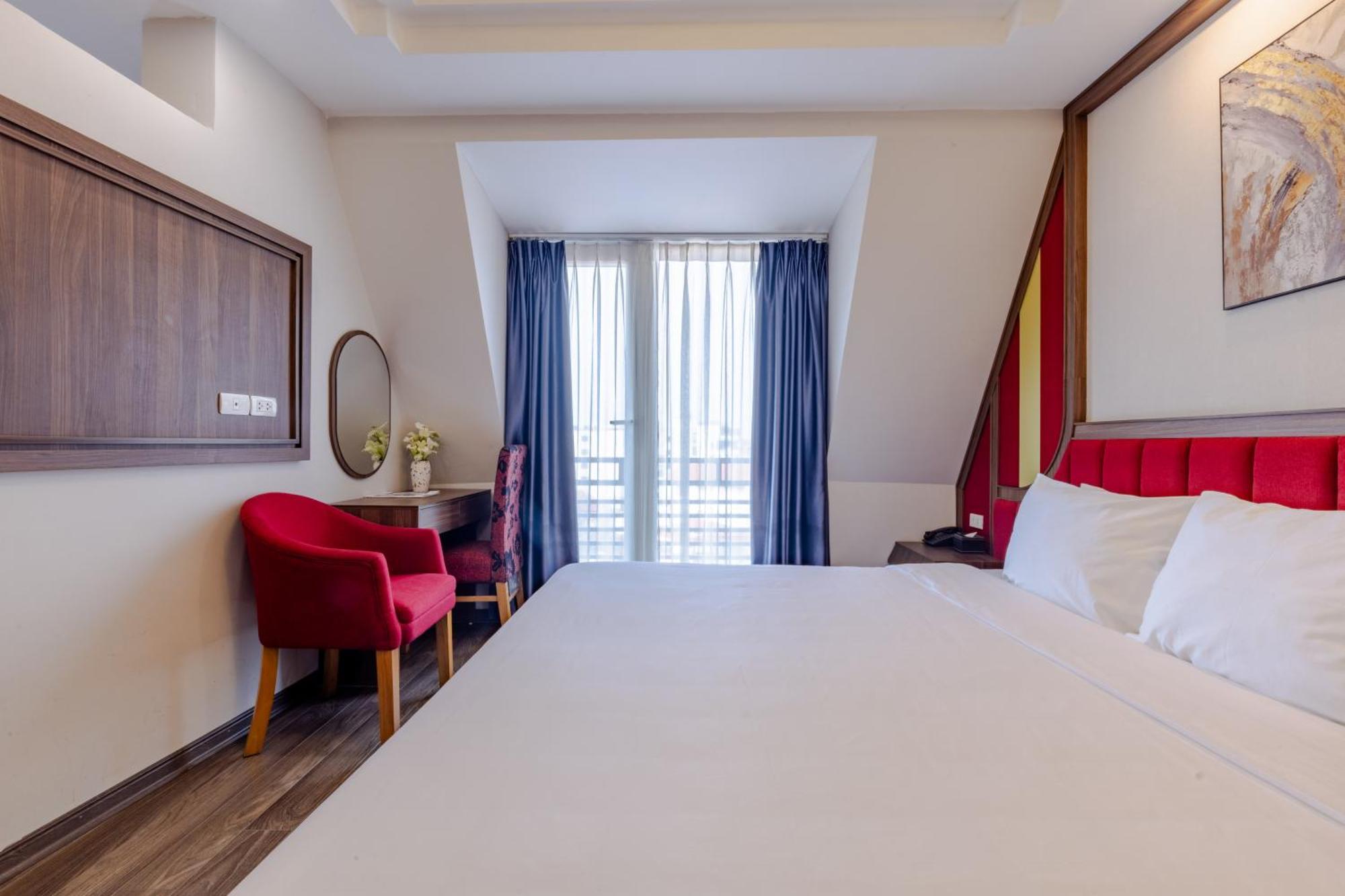 Quadruple Room with Balcony