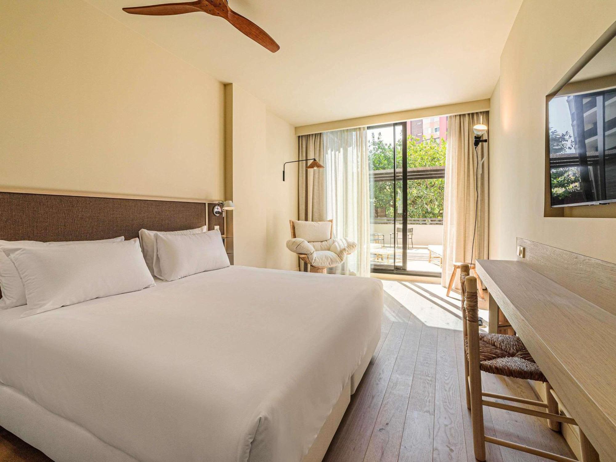 Standard Room Large Terrace