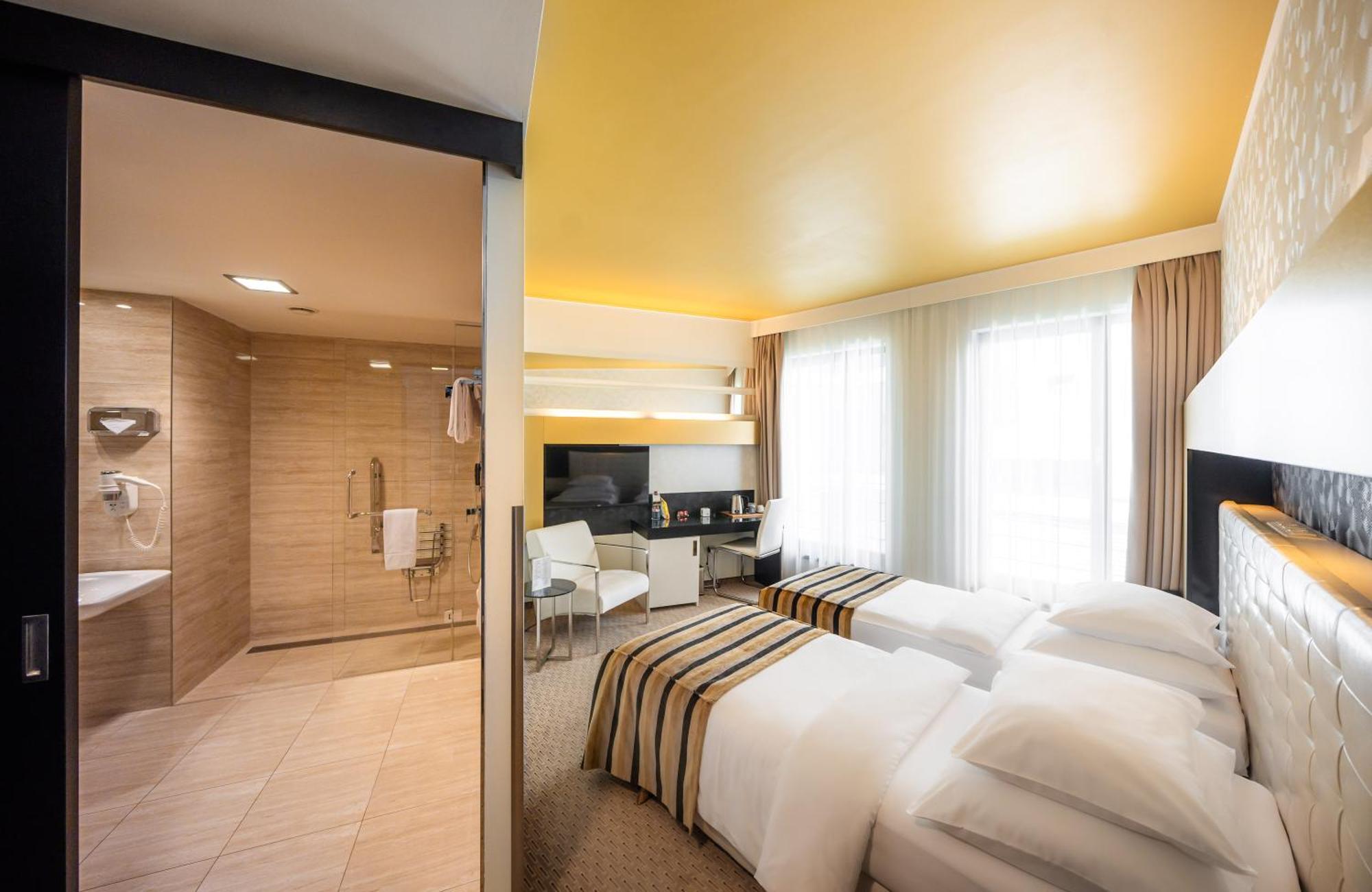 Classic Double or Twin Room