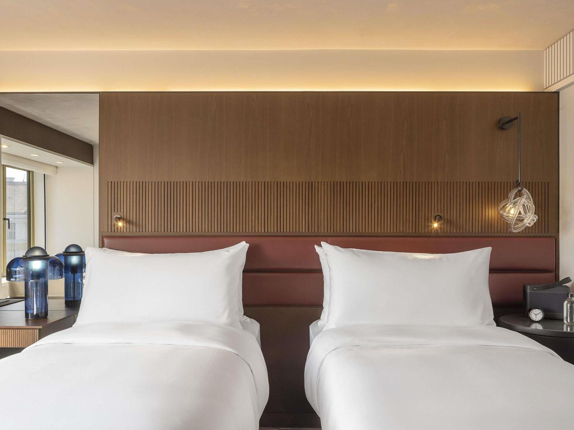 Signature Twin Room