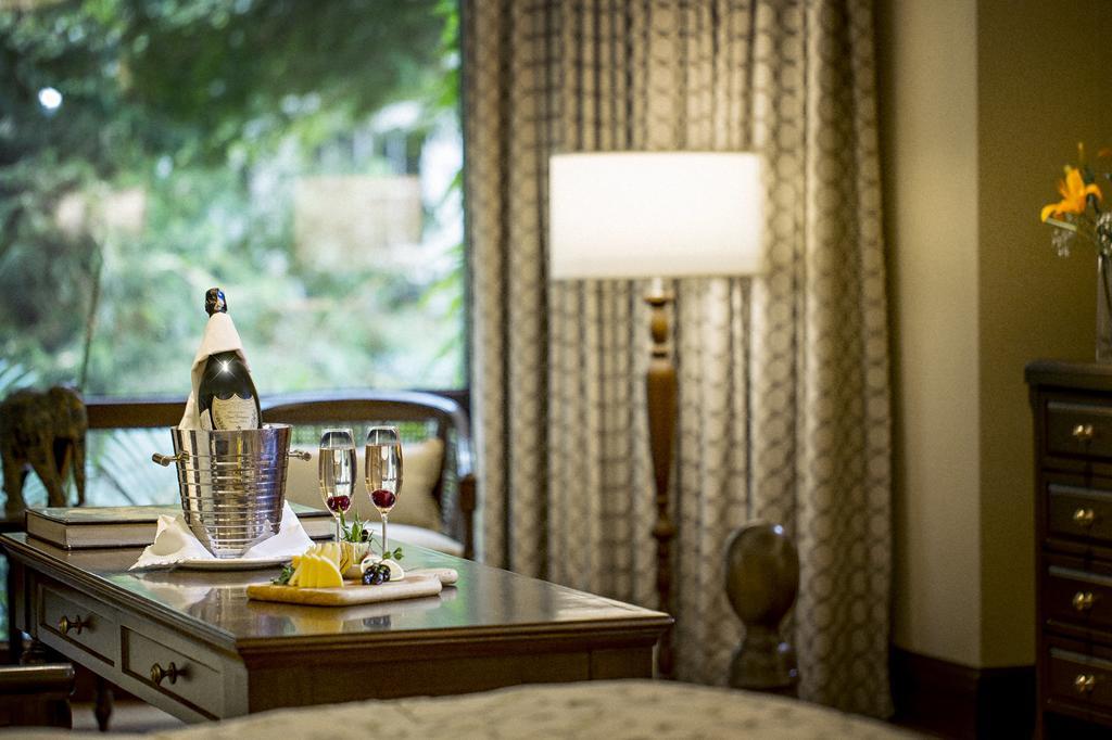 Taj Club Room