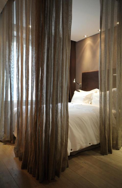Intuition Room