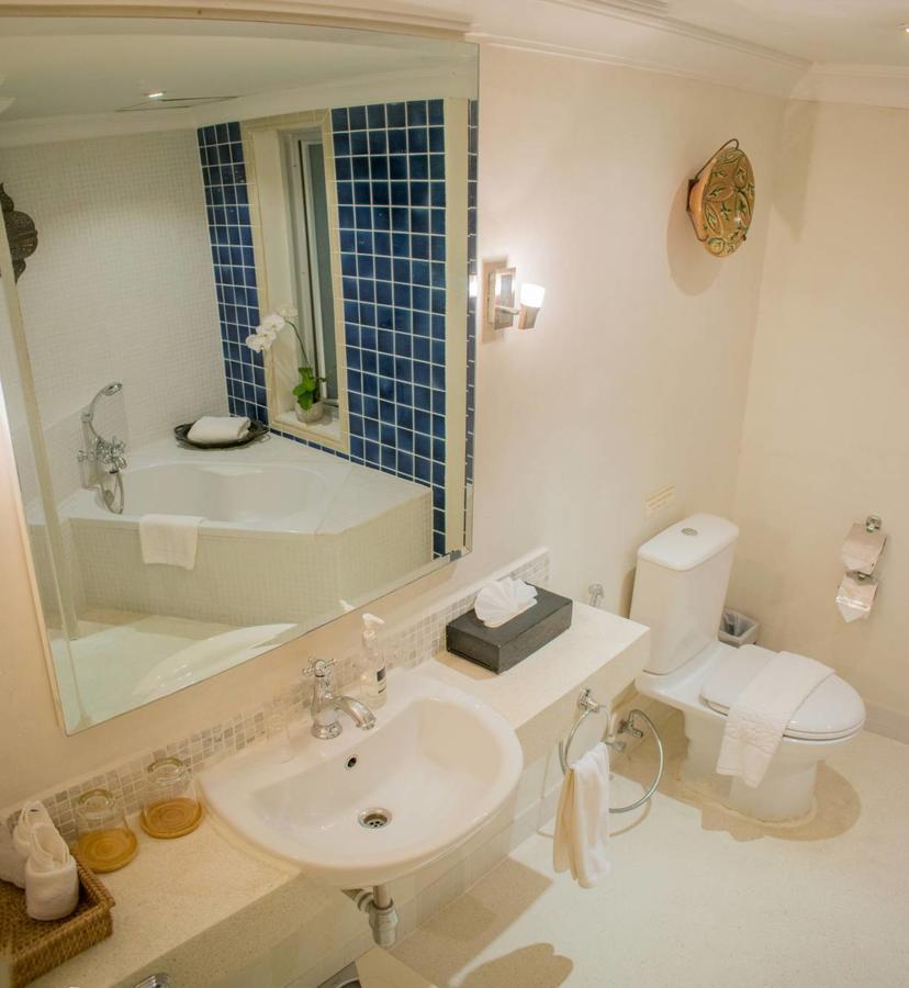 Deluxe Double or Twin Room