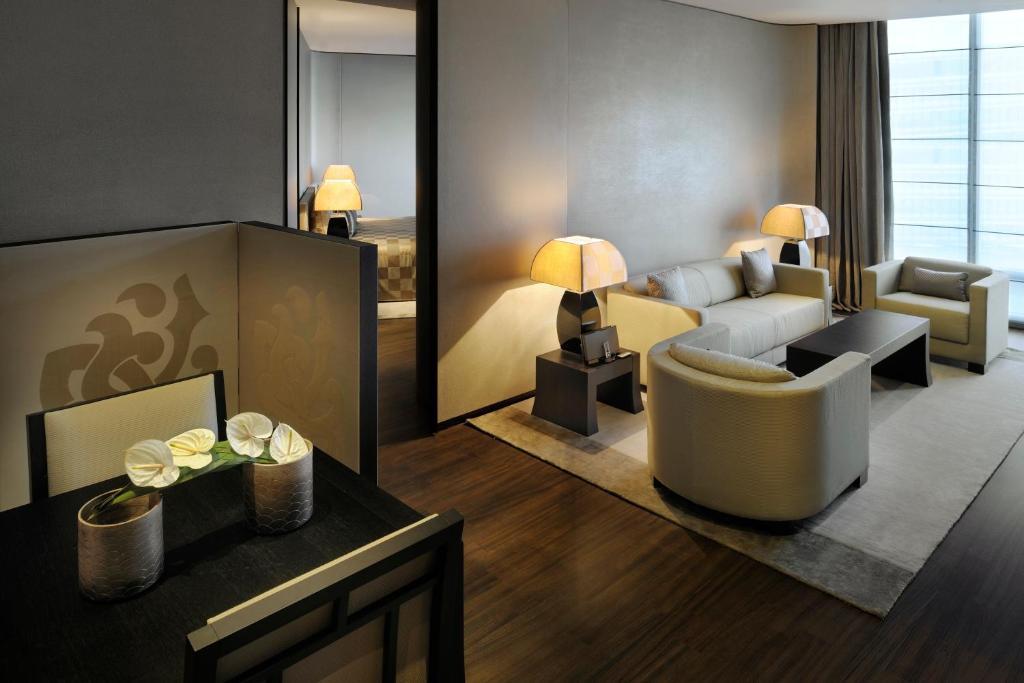 Armani Premier Suite