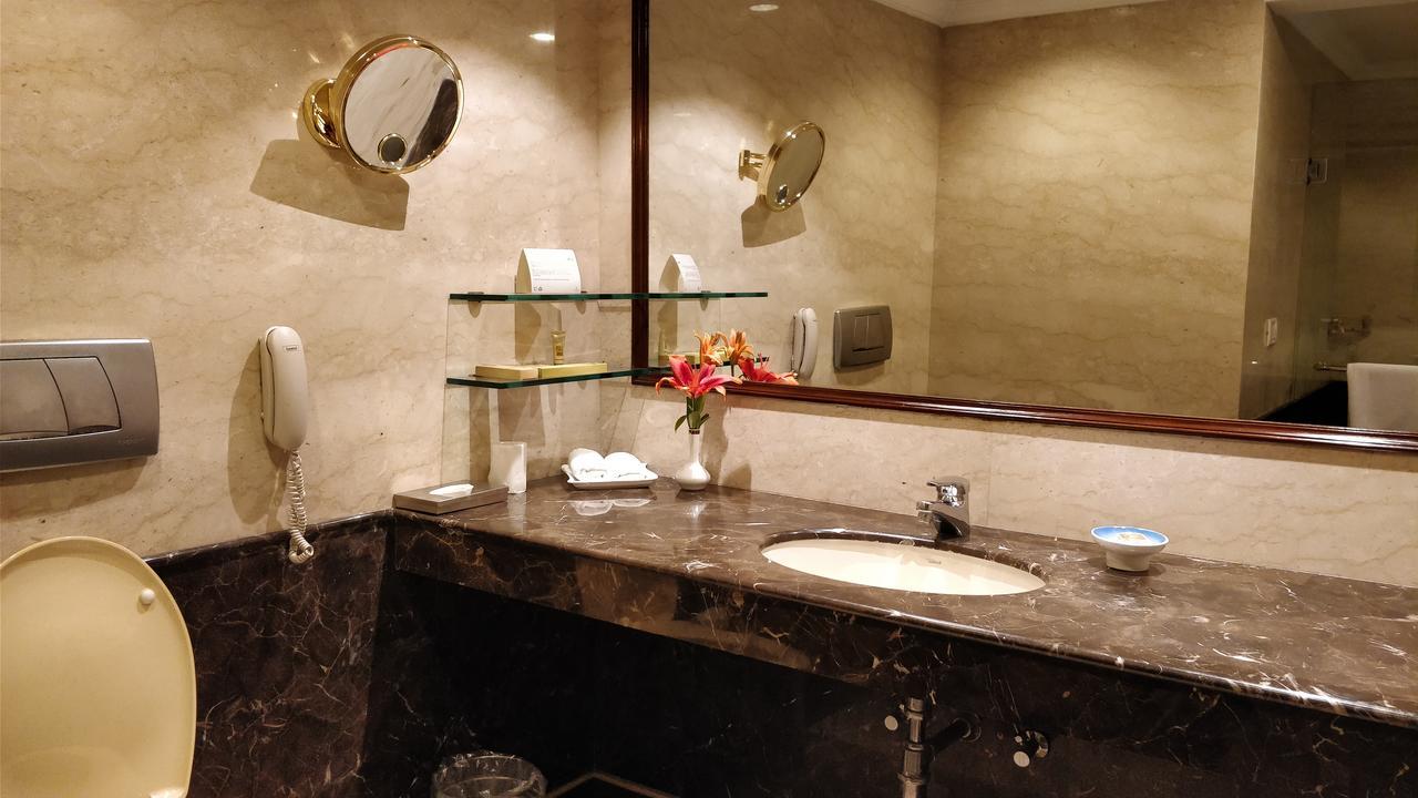 Executive Suite with complimentary breakfast, 15% Discount on F&B ,3 pints of beer at Atrium Bar, One way Airport Transfer