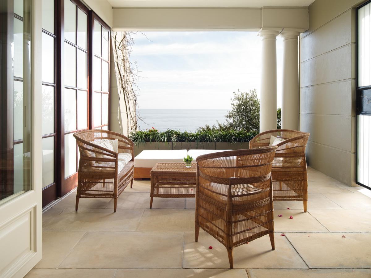 Premium Oceanfront Suite