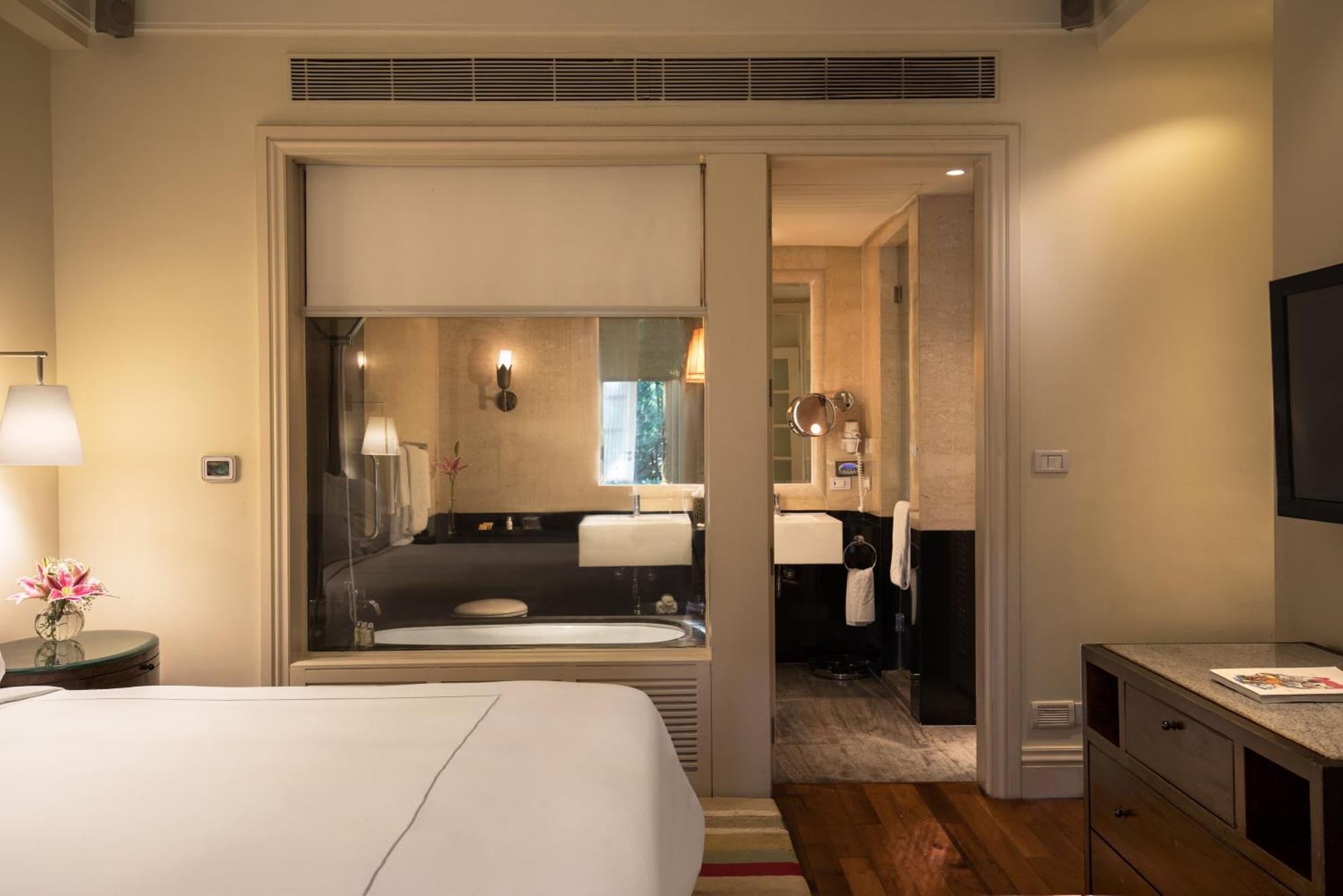 Luxury Room Garden View Twin Bed