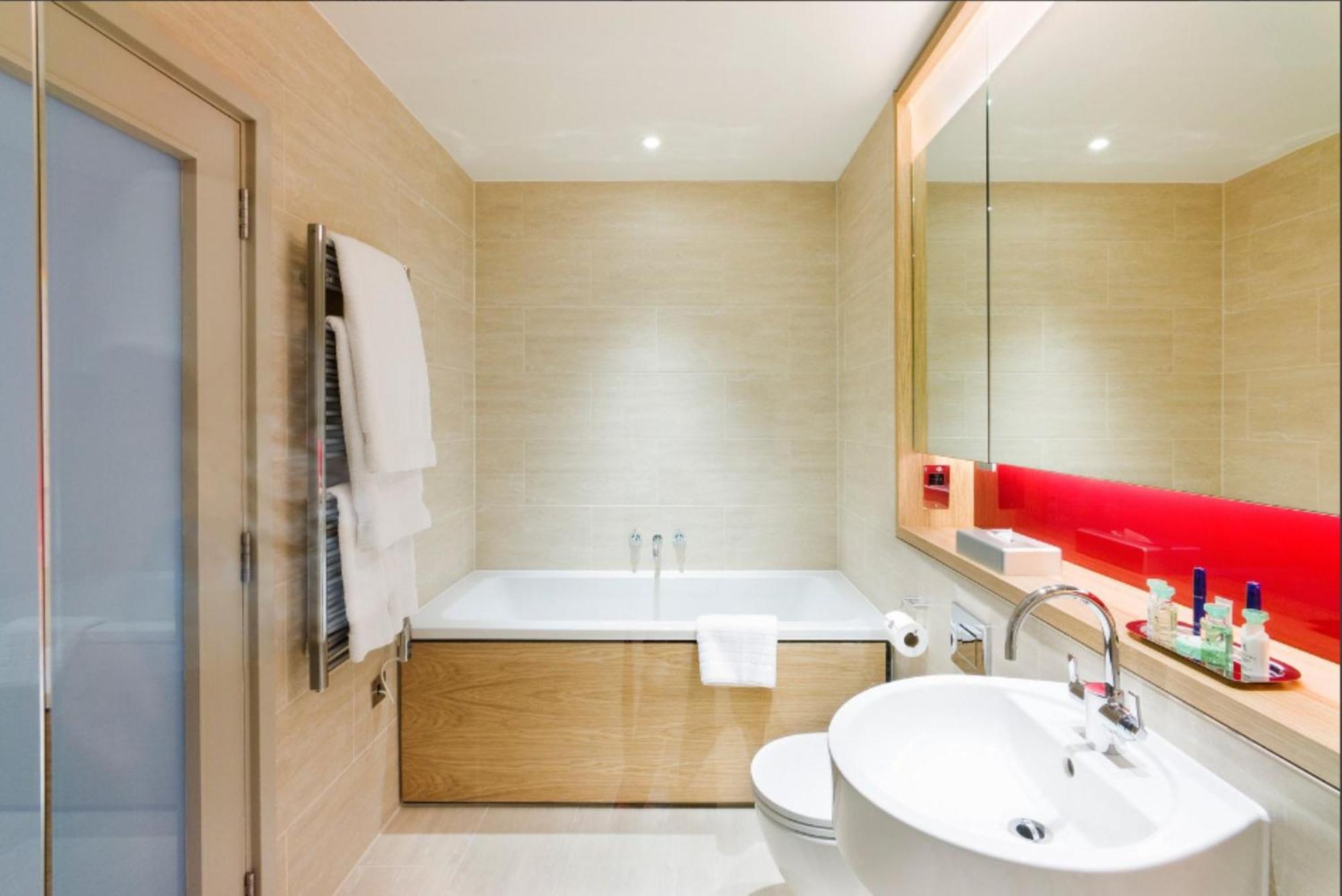 Junior Suite with Club Lounge Access and Balcony