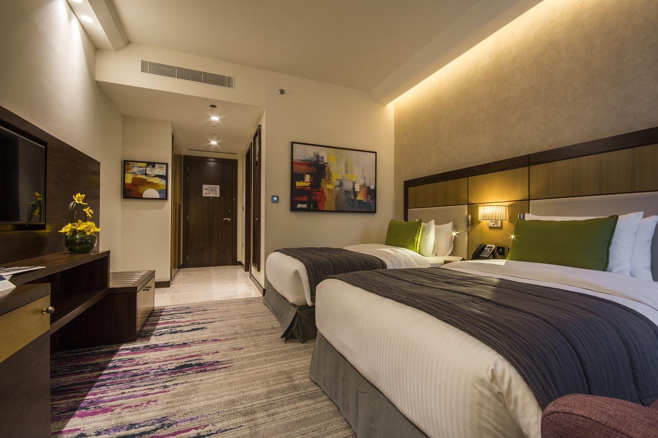 Deluxe Twin Room (Free transfers to the beach and selected malls & 20% discount on F&B & Spa)