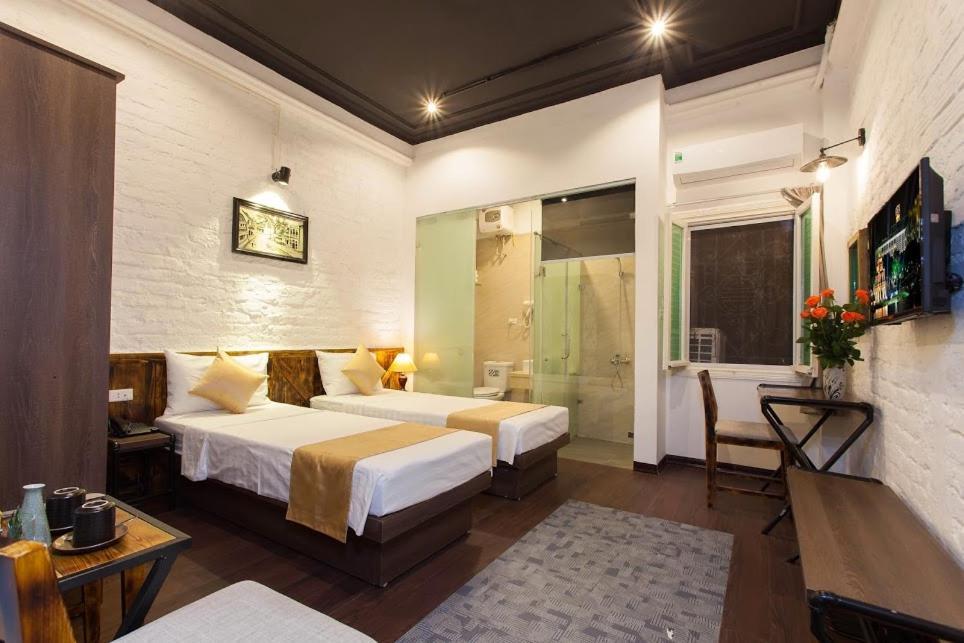 Deluxe Double or Twin Room,711418963:JPEG