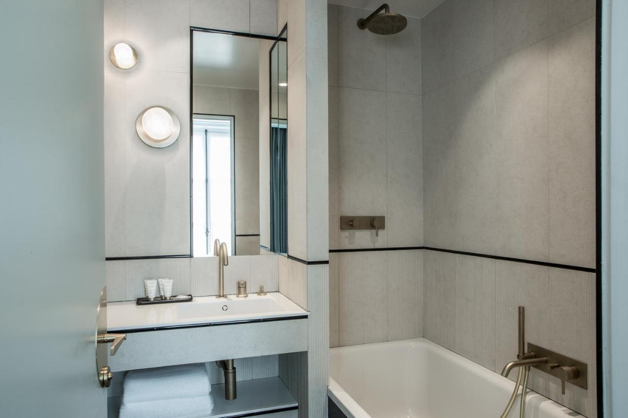 Two Connecting Double Rooms