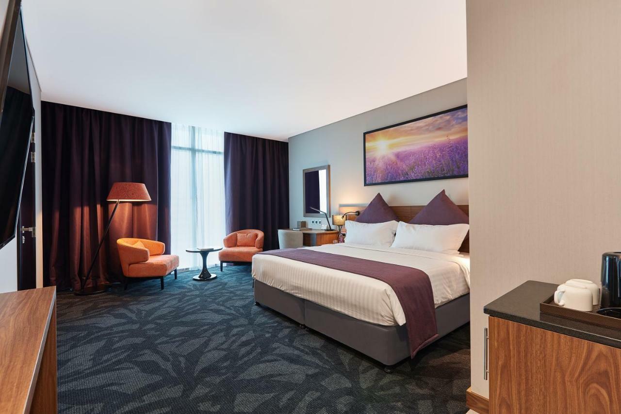 Deluxe Room Canal View