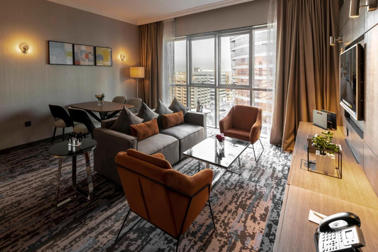 One-Bedroom Suite Creekside
