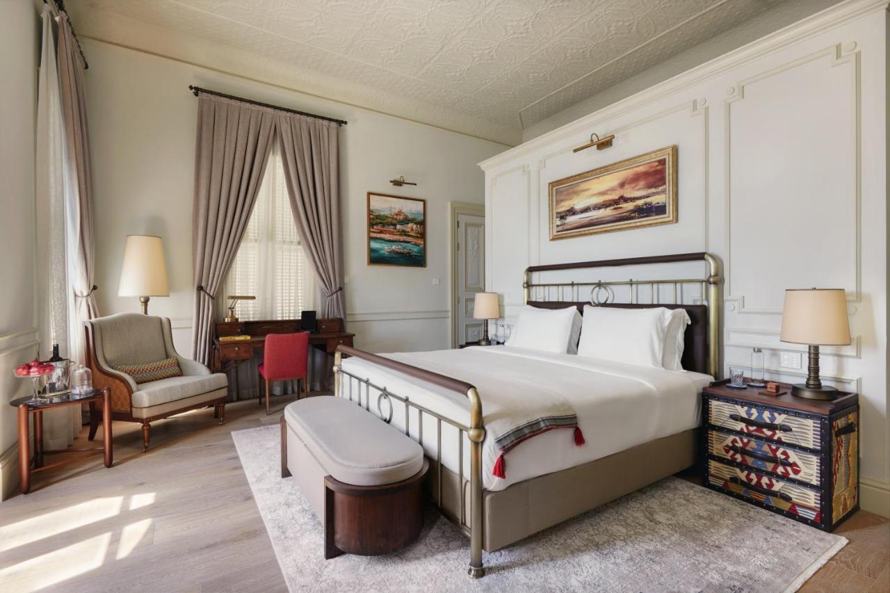 Bosphorus Suite with Balcony