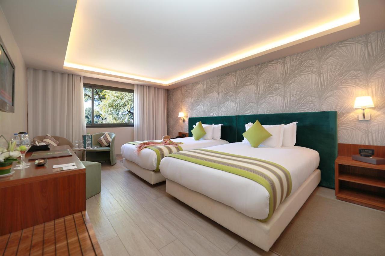 Deluxe Room Twin Beds Pool View
