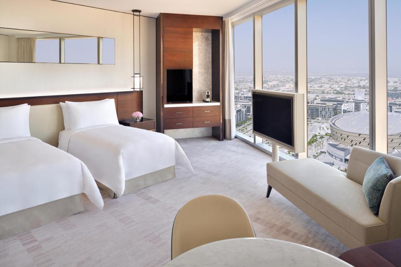 Premier Room Twin  – Exclusive Access to Level 54 Infinity Pool