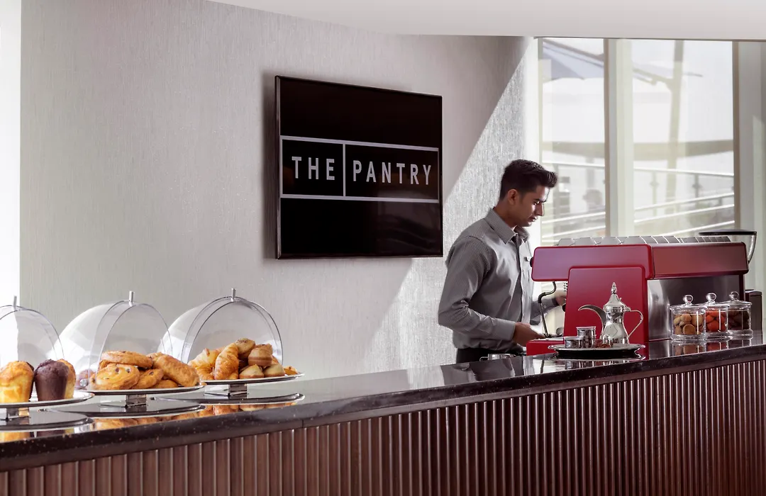 Avani Plus Palm View Dubai Hotel & Suites-1