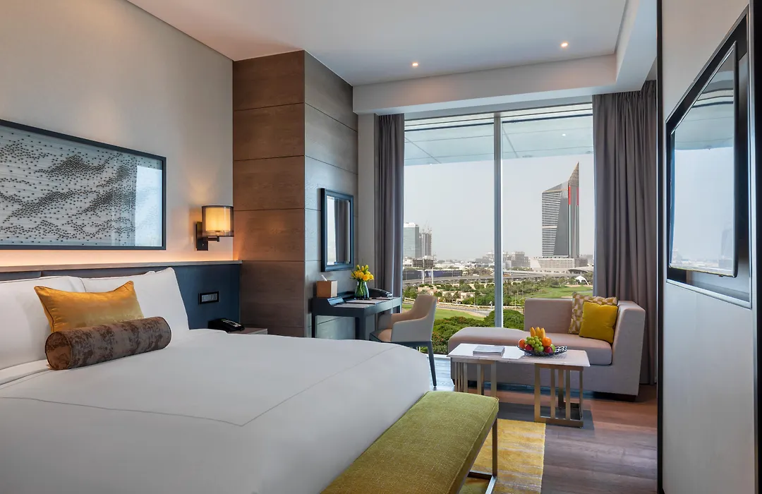 Taj Jumeirah Lakes Towers-1