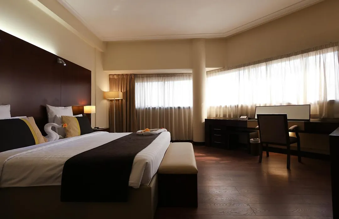 Aavri Hotel-1
