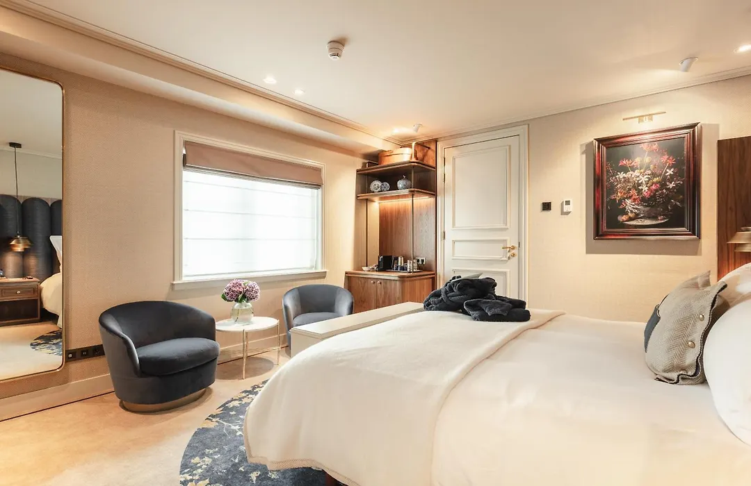 Hotel 717-1