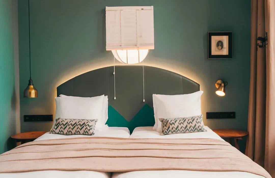 The Hendrick'S Hotel-1