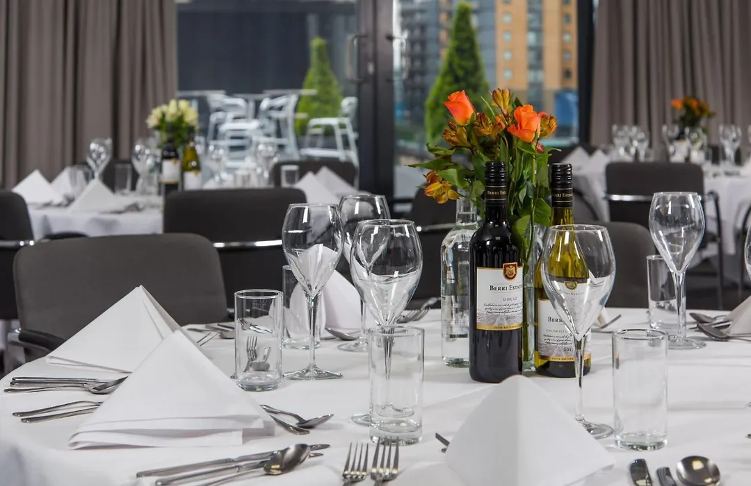 Holiday Inn London West By Ihg-1