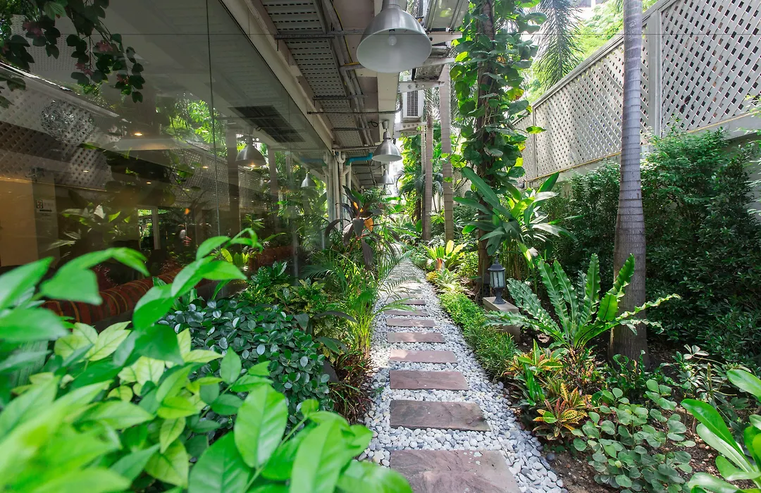 Three Seasons Bangkok-1