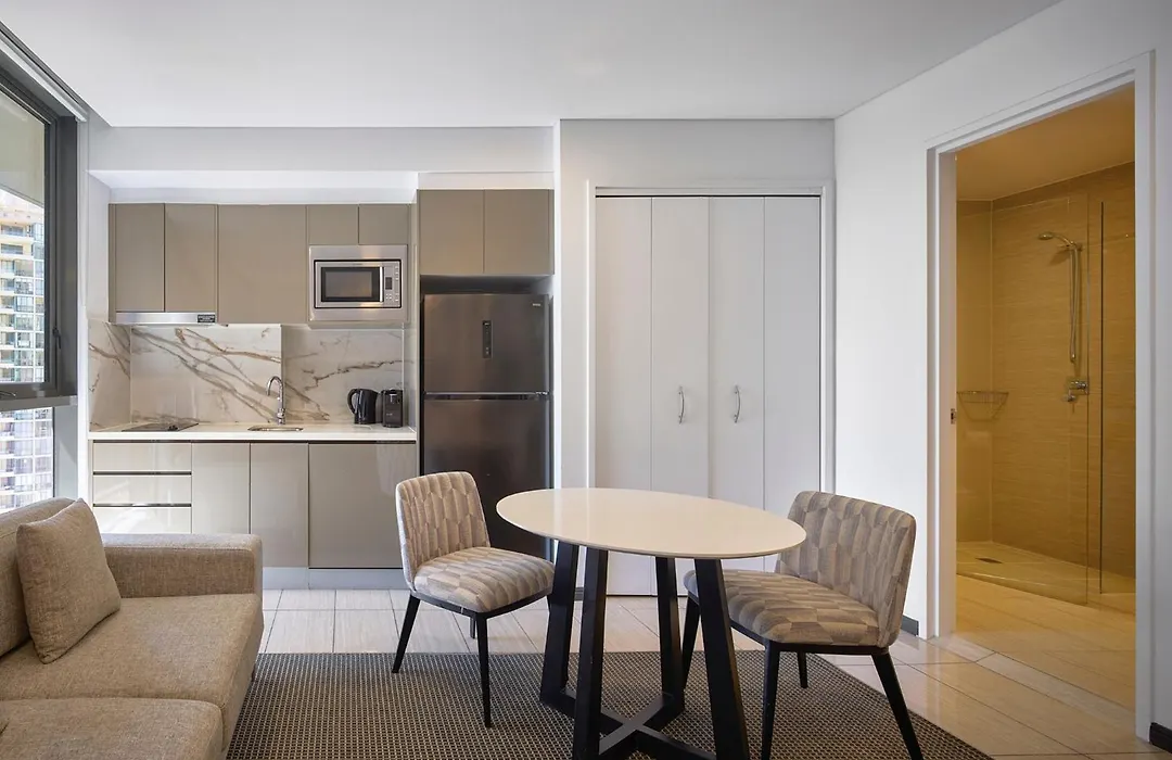 Meriton Suites Campbell Street, Sydney-1