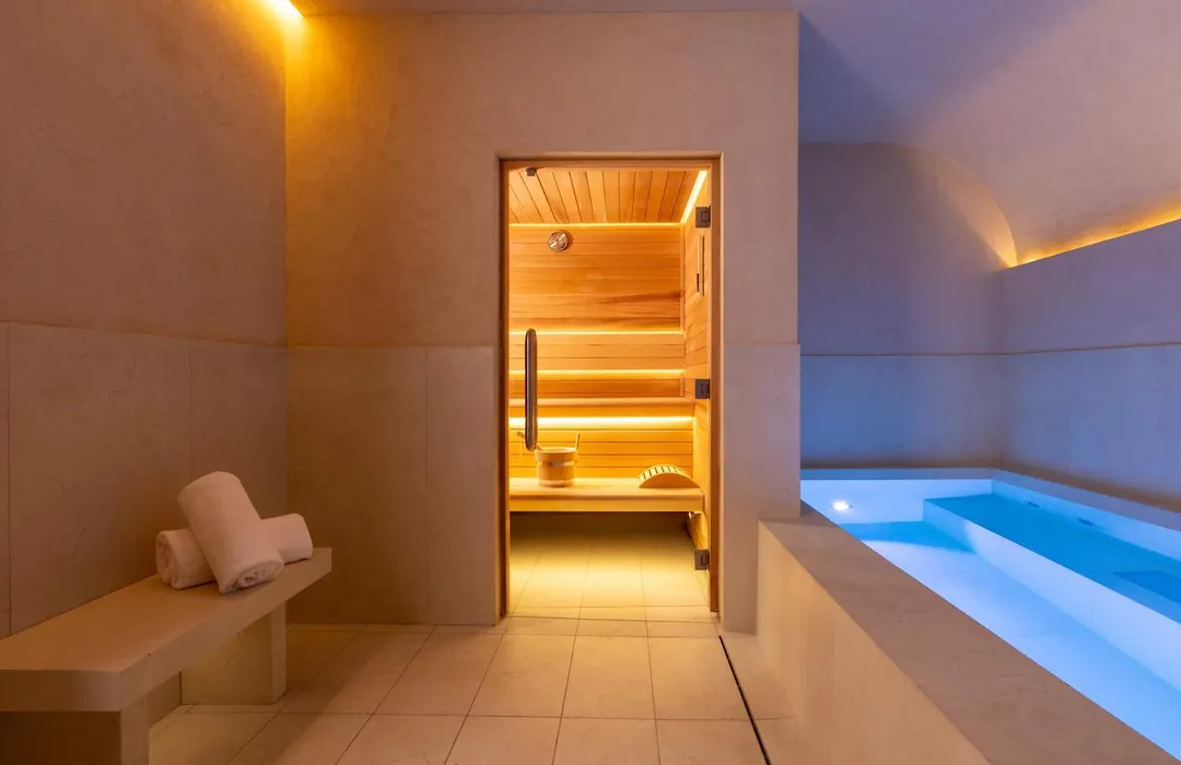 Almarine Eiffel Hotel & Spa By Malone-1