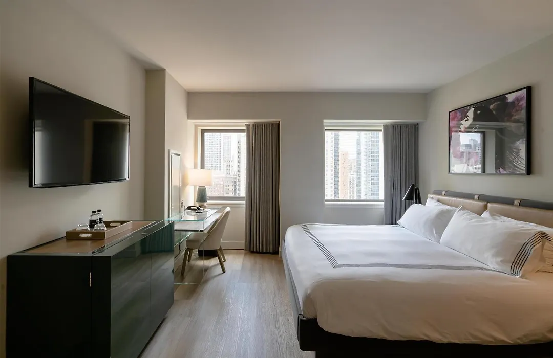 Thompson Chicago, By Hyatt-1
