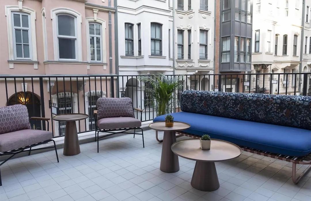 Canopy By Hilton Istanbul Taksim-1