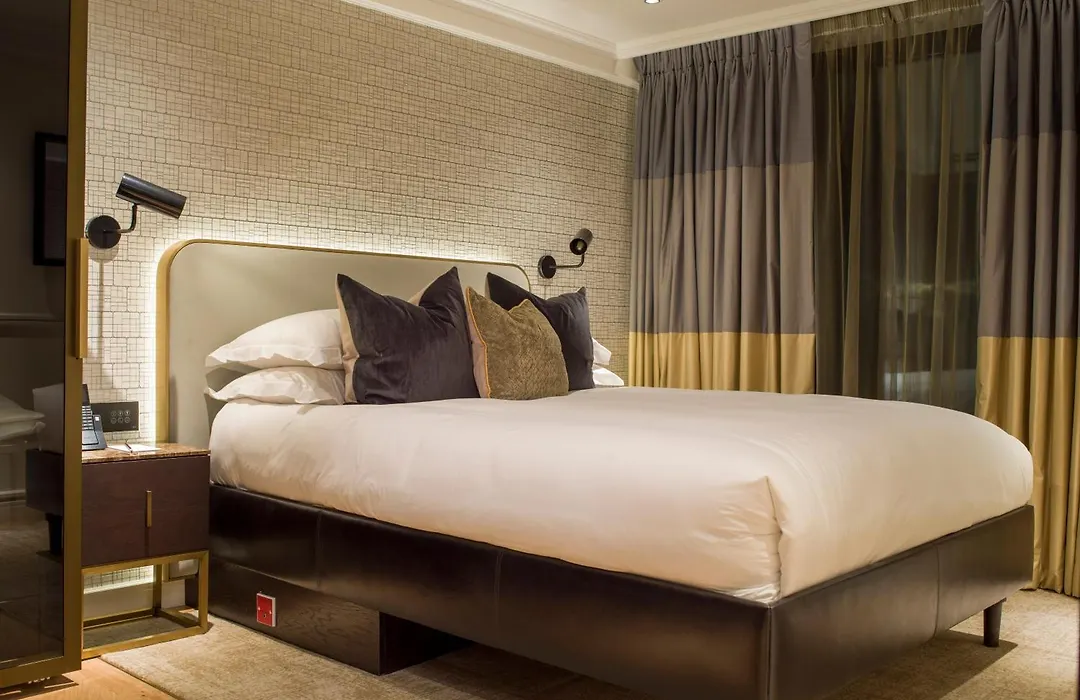 The Guardsman Hotel-1
