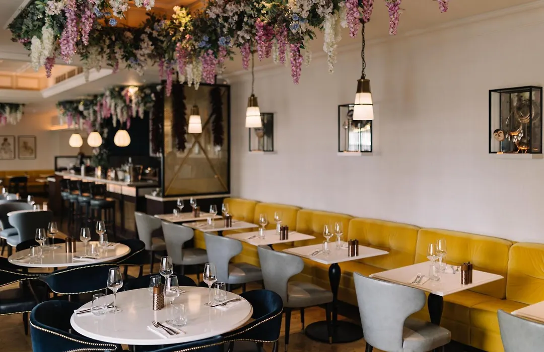 100 Queen'S Gate Hotel London Kensington, Curio Collection By Hilton-1