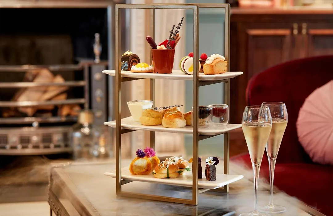 100 Queen'S Gate Hotel London Kensington, Curio Collection By Hilton-1
