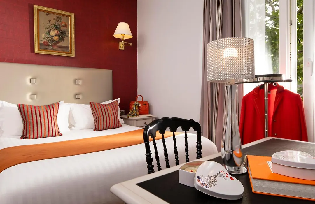 Hotel Plaza Elysees-1