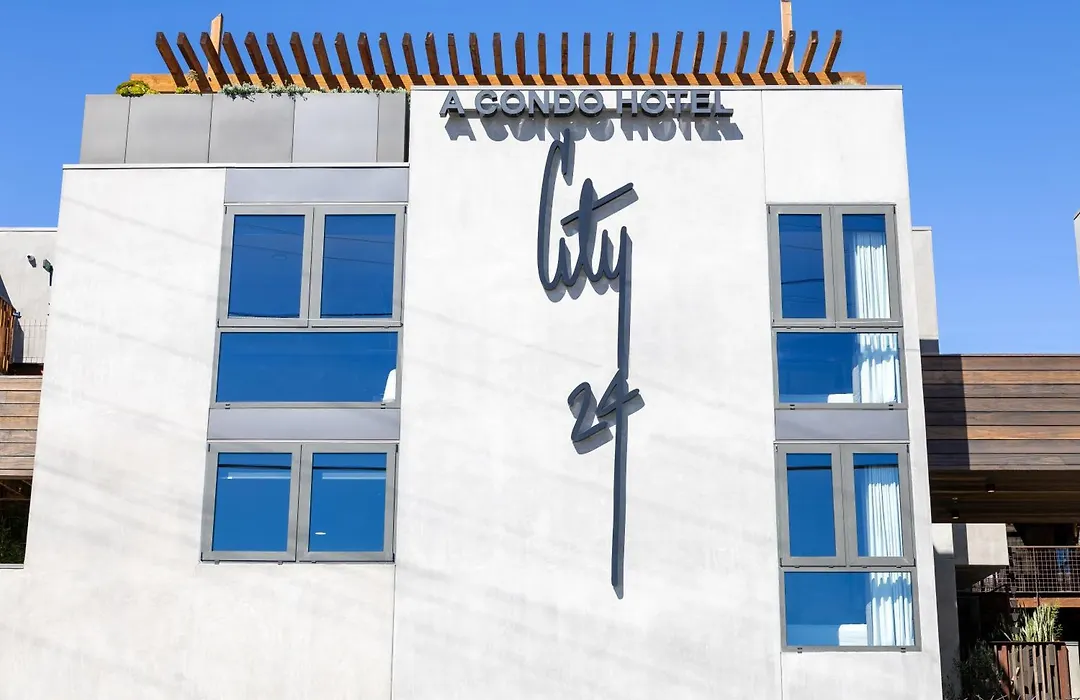 City24 Condo Hotel Little Italy Mission Hills-1