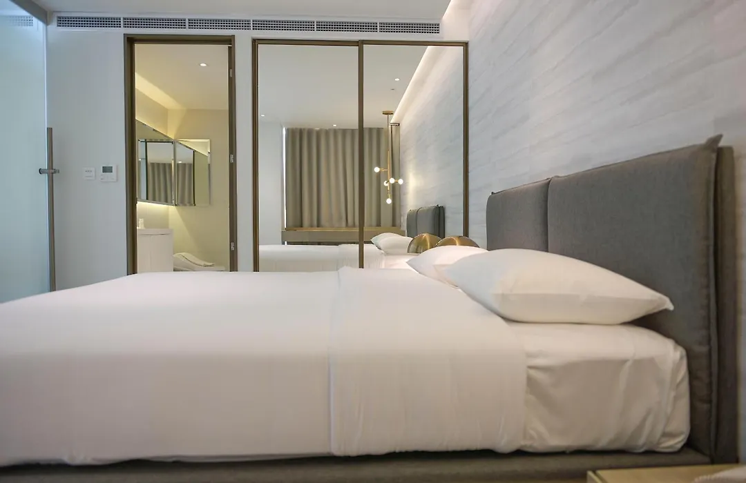 Ashley Hotel Bkk-1
