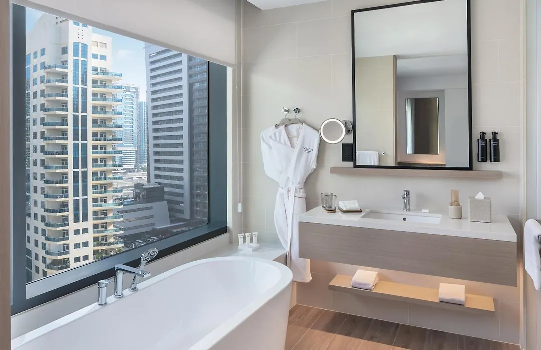 Vida Dubai Marina & Yacht Club-1