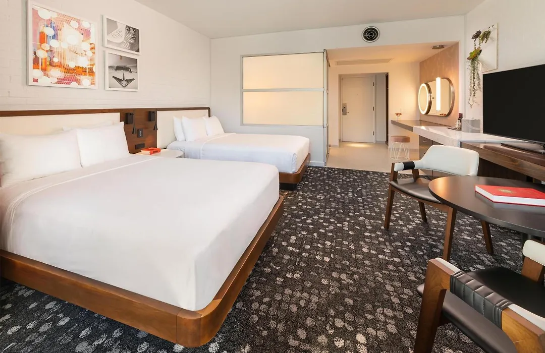 Hotel Valley Ho-1