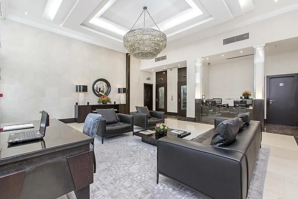 130 Queen'S Gate Apartments-1