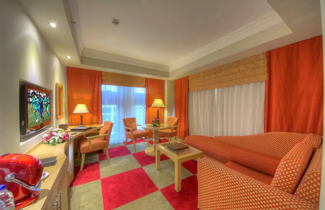 Halo Hotel Dubai-1