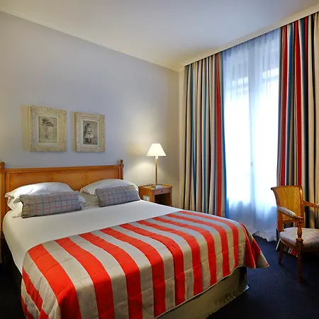 Royal Hotel Paris Champs Elysees-3