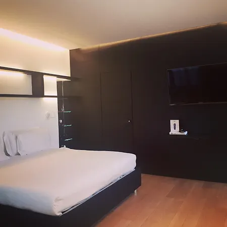 The Street Milano Duomo | A Design Boutique Hotel-3