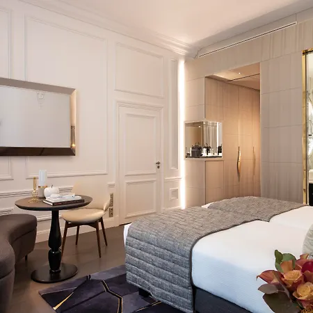 La Clef Champs-Elysees Paris By The Crest Collection-2